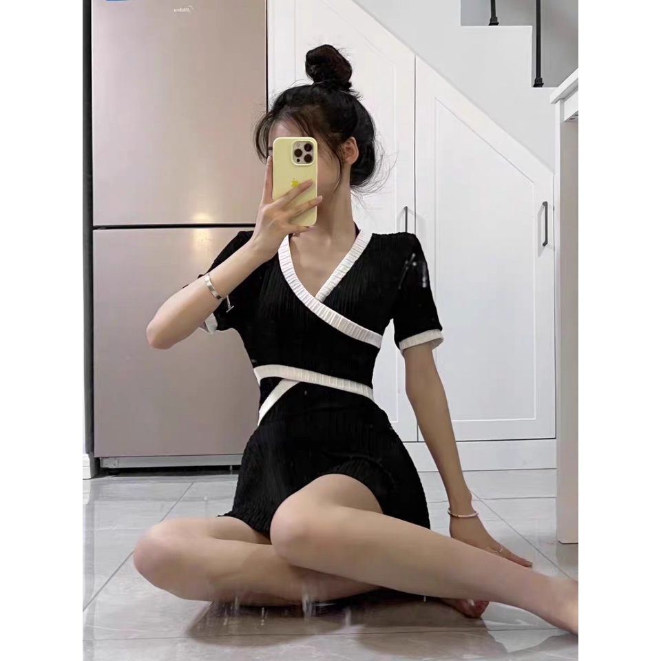 Bộ đồ bơi nữ dáng váy phối màu trắng chất thun gân thon gọn tôn dáng
