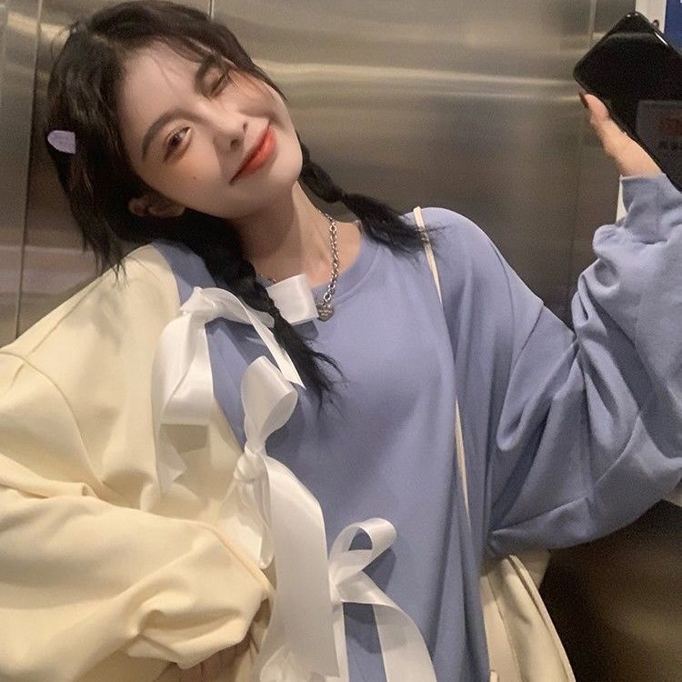 Áo sweater cổ tròn dáng rộng đính nơ màu sắc xinh xắn phong cách cá tính thời trang Hàn Quốc xuân thu cho nữ