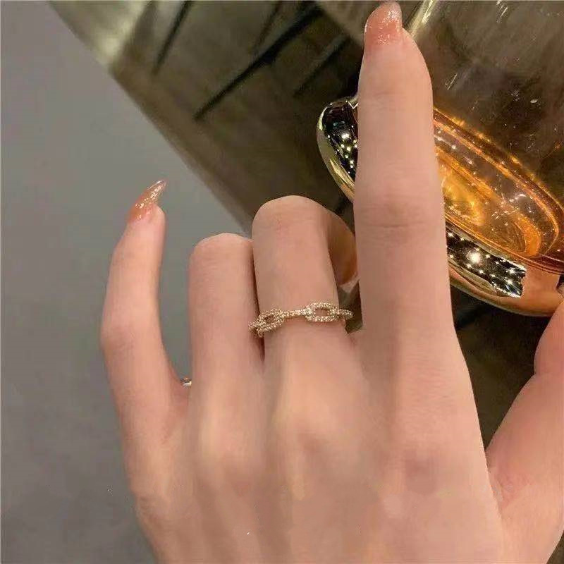 Nhẫn hở điều chỉnh được màu vàng đồng thời trang Hàn Quốc dành cho bạn nữ