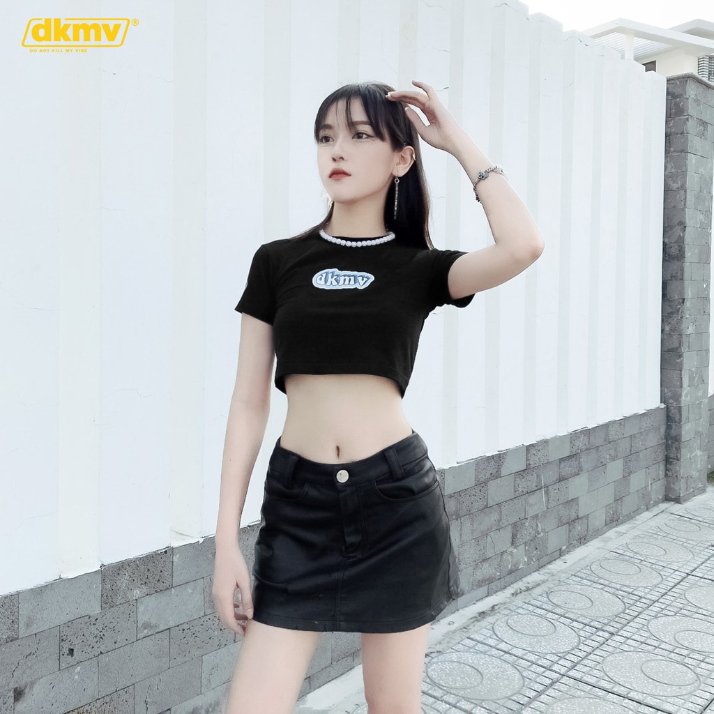 Áo crotptop nữ ôm tay ngắn màu đen DKMV - Croptop ôm Black Azure