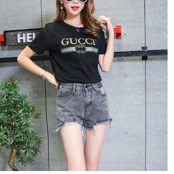 QUẦN SHORT JEAN NỮ MÀU XÁM ĐẬM TRƠN TUA LAI SIZE S.M.L XS02