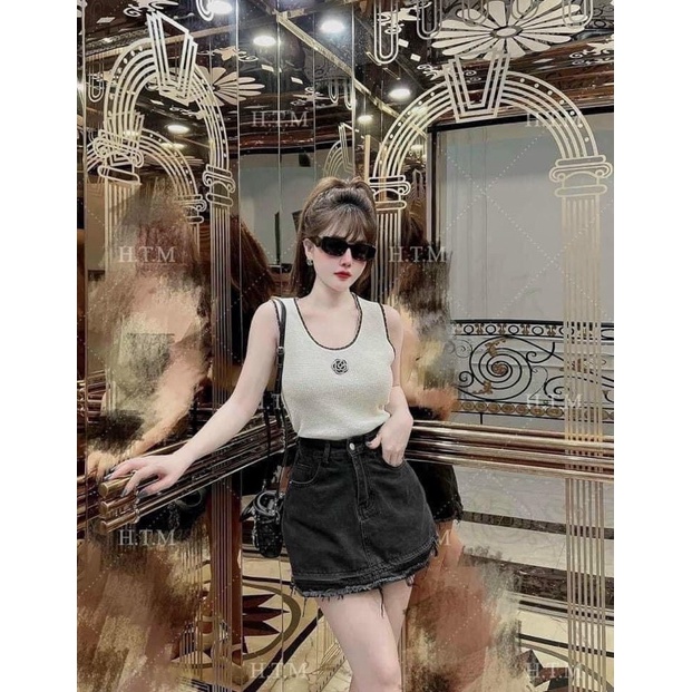 Áo len mongtoghi hình bông hoa nhỏ