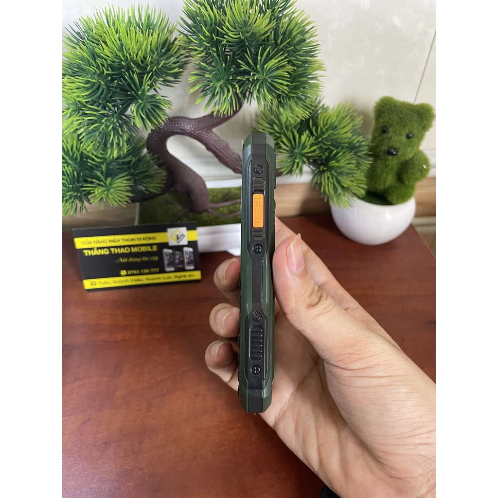 Điện thoại Landrover S008 Pin khủng,loa to,màn hình lớn- Mới ,nguyên seal