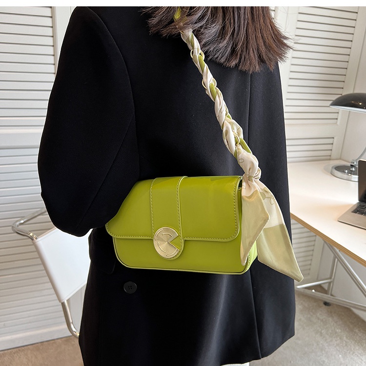 Túi đeo vai IELGY dáng vuông cỡ nhỏ dễ phối đồ thời trang cho nữ