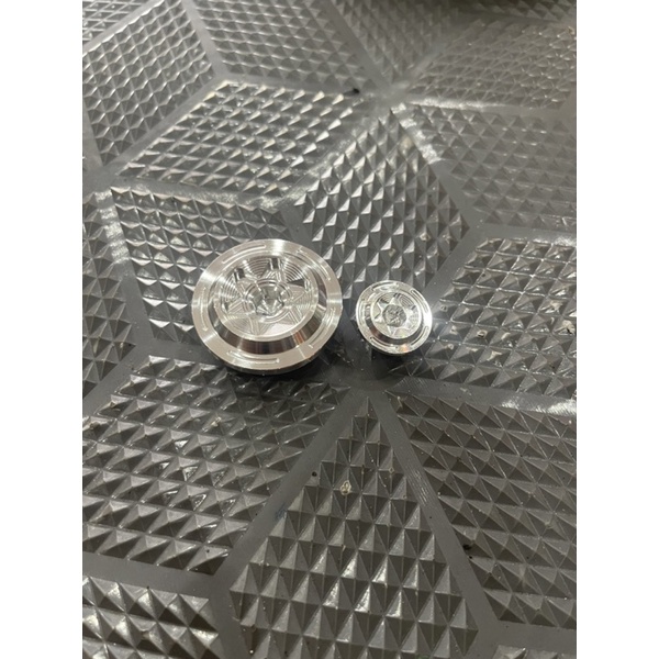 Ốc mâm lửa và nắp nhớt inox salaya gắn xe máy Honda/Yamaha