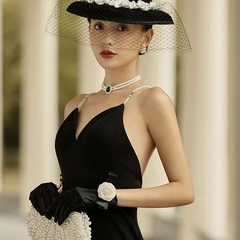 [Aishang Đẹp Phụ Kiện] Găng Tay Satin Màu Đen Phong Cách Hepburn Pháp Cho Cô Dâu Chụp Ảnh Cưới Xiaoxiang Ban