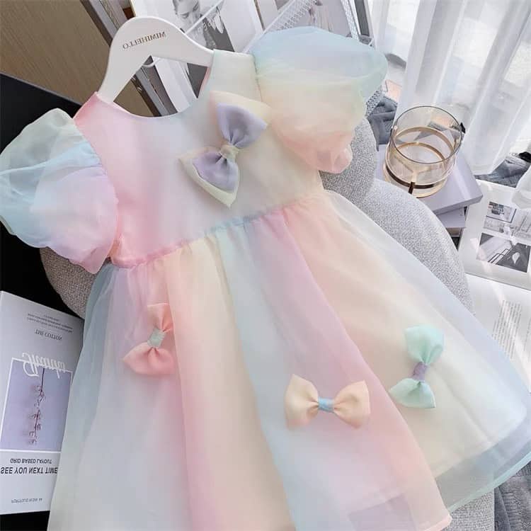 Váy công chúa cầu vòng xinh tươi cho bé gái