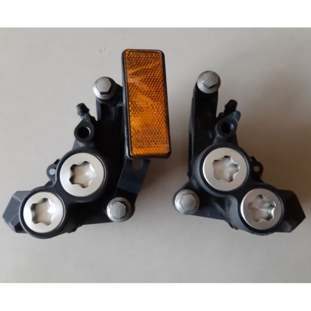 Cặp heo dầu thắng trước theo xe Yamaha FZ07 đời 20q7