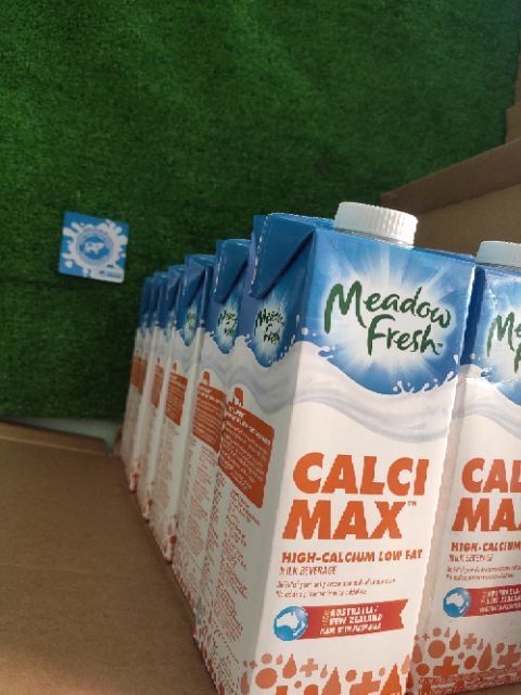 Sữa Tươi Meadow Fresh Calci Milk 1L - Thùng