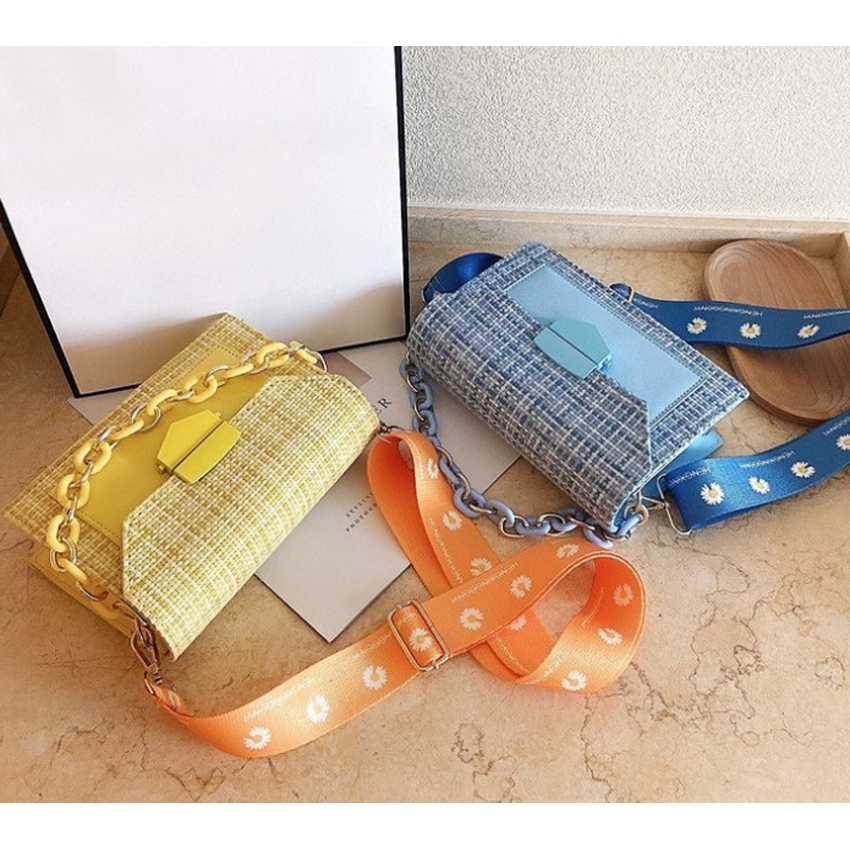 TÚI ĐEO CHÉO NỮ DA DẠ DÂY HOA CÚC BH 471 | BigBuy360 - bigbuy360.vn