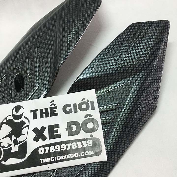 Ốp hông ab 150 125 cc cacbon ốp carbon gần chỗ để chân cho xe Air Blade 2020 - 2021 đến tháng 5/2022