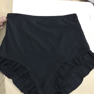 Mẫu bikini hai mảnh nơ