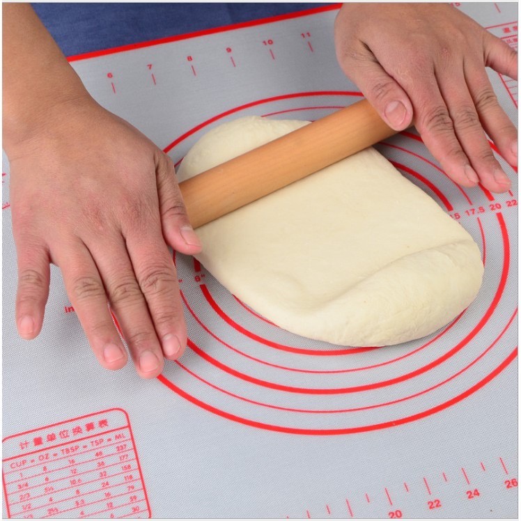 Tấm lót nhào bột bằng silicon tiện dụng cho làm bánh size 45x65 và 40x60 cm
