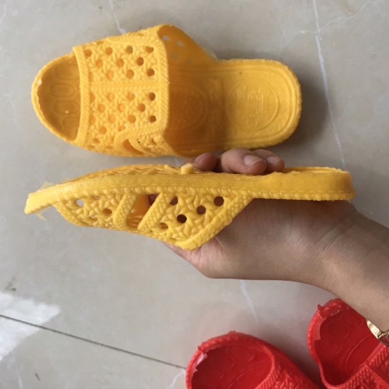 Tổ ong trẻ con- dép đi mùa hè cho bé