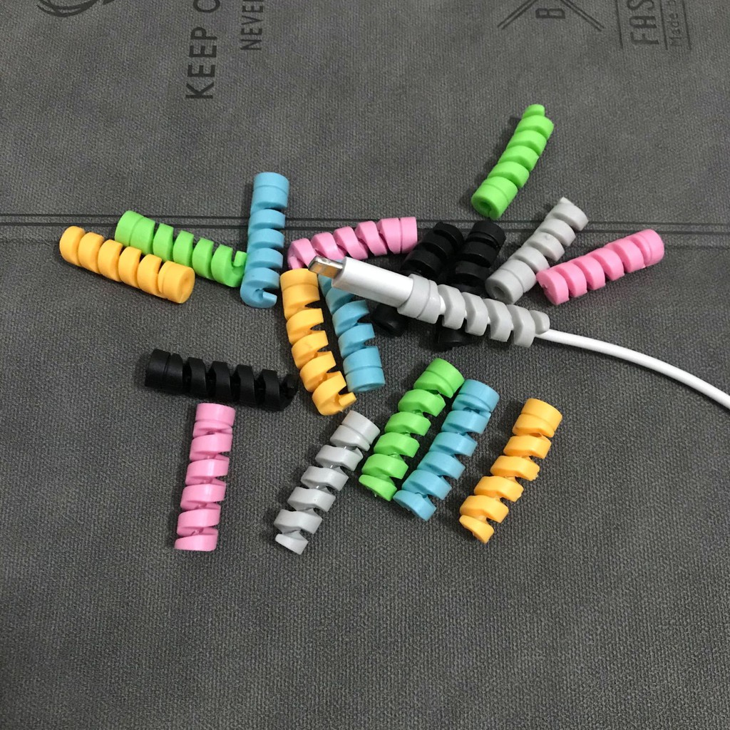 Set 4 phụ kiện bảo vệ dây cáp LAMMCOU bằng silicon thiết kế xoắn ốc