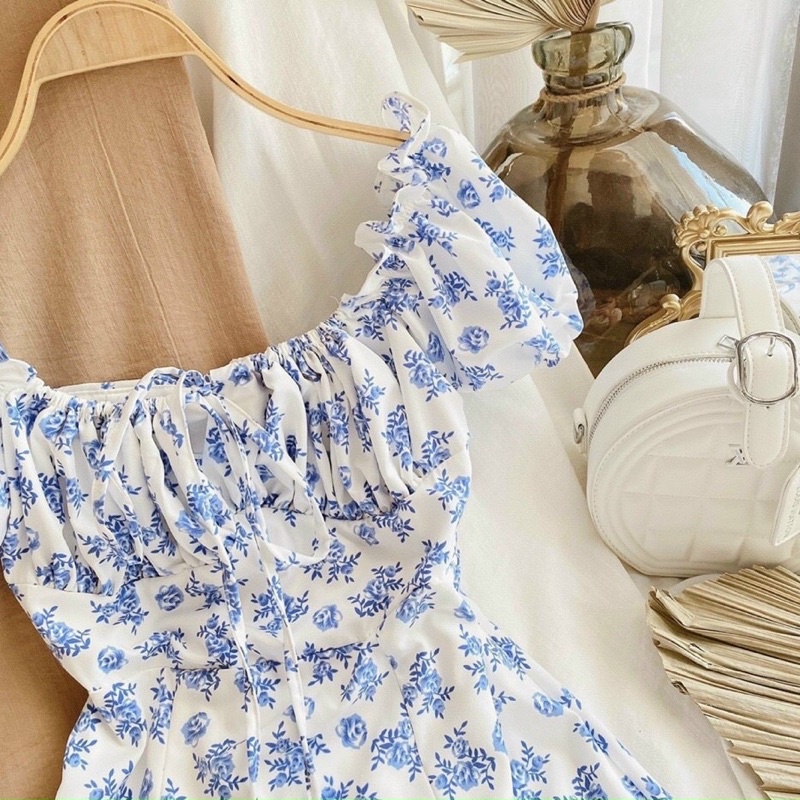 Đầm maxi hoa xanh xẻ tà đi biển