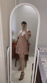 Jum váy hoa