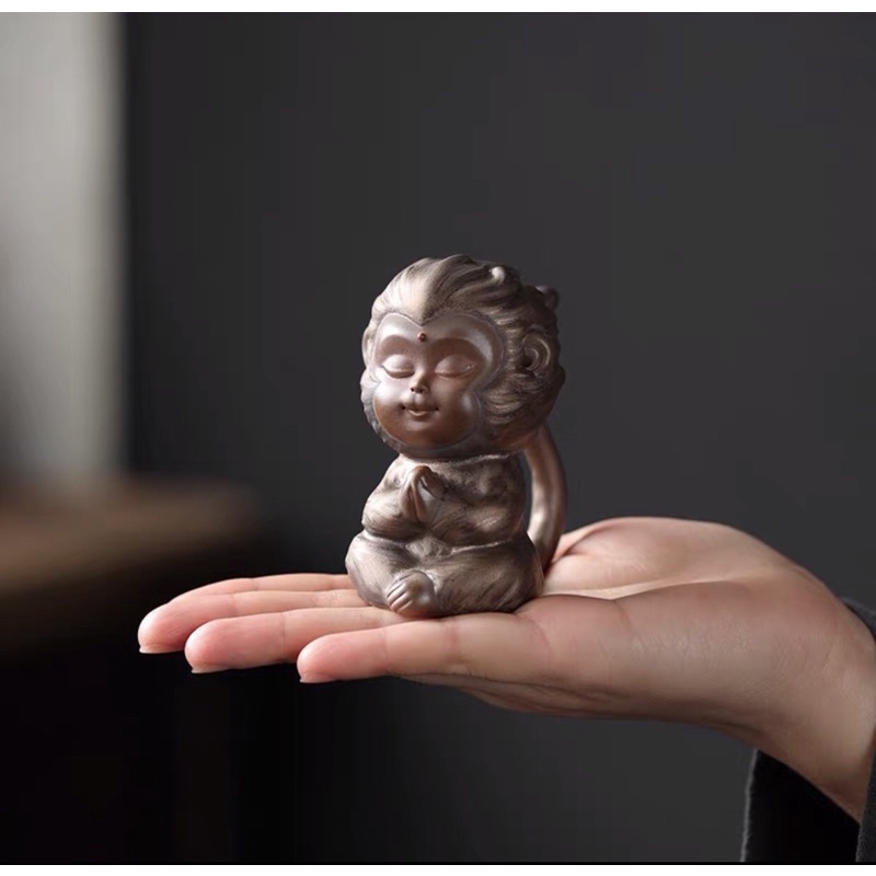 Tượng Tôn Ngộ Không Hoá Đá Trang Trí Hồ Cá Tép, Thuỷ Sinh