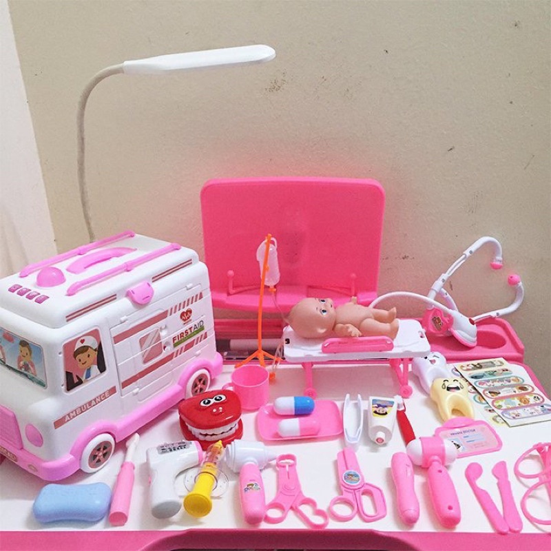 Đồ chơi bác sỹ xe cứu thương loại cao cấp
