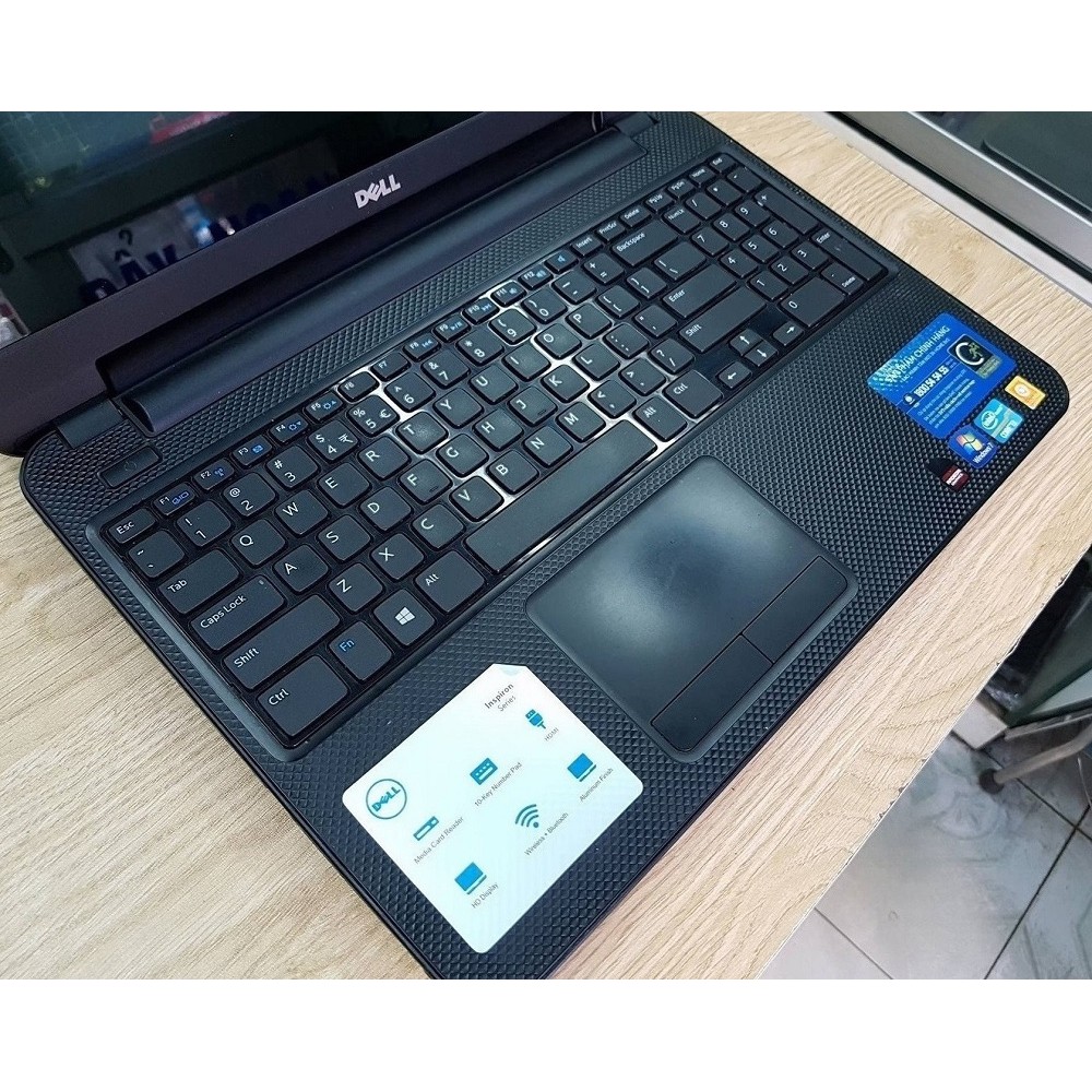 Laptop Dell 3521 i3 ram 4g hdd 500 bàn phím số