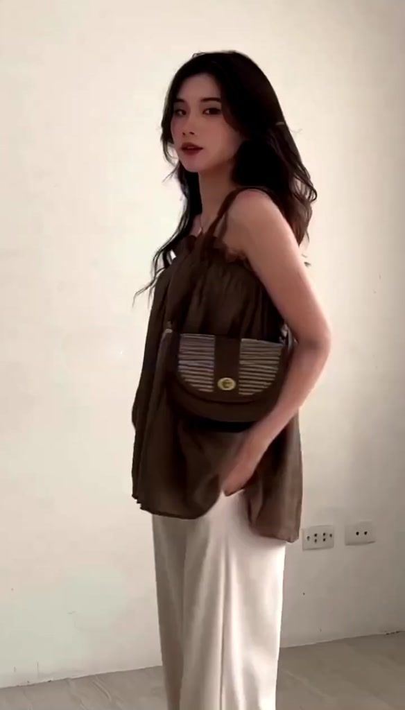 Áo hai dây tơ Forgirl dáng babydoll ngắn bo chun bánh bèo | BigBuy360 - bigbuy360.vn