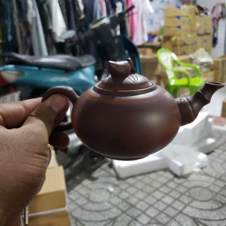 Ấm trà đất