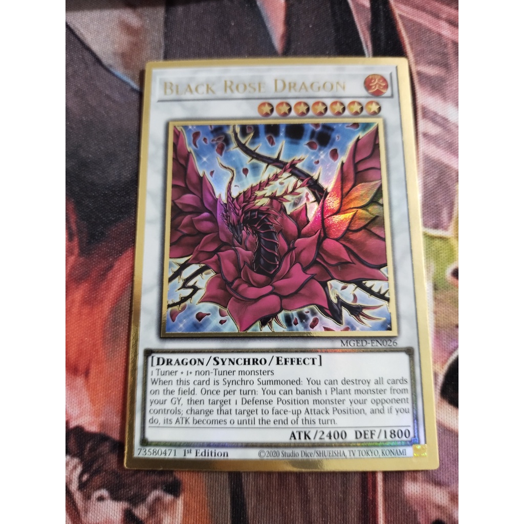 Thẻ trò chơi Yugioh chính hãng Konami UK Black Rose Dragon - MGED-EN026 - Premium Gold Rare