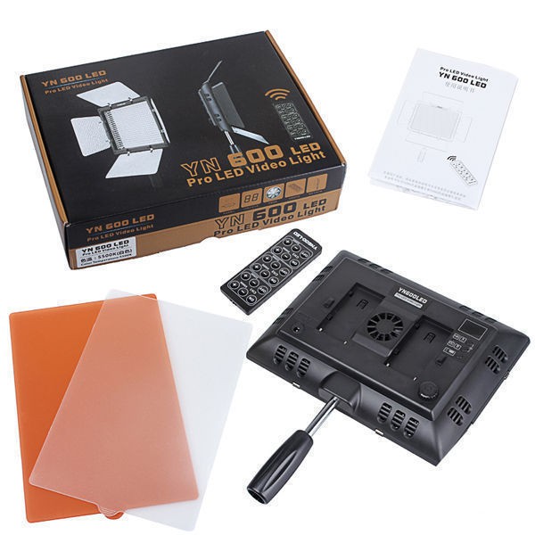 ĐÈN LED YONGNUO YN600L PRO(5500K / 3200K)