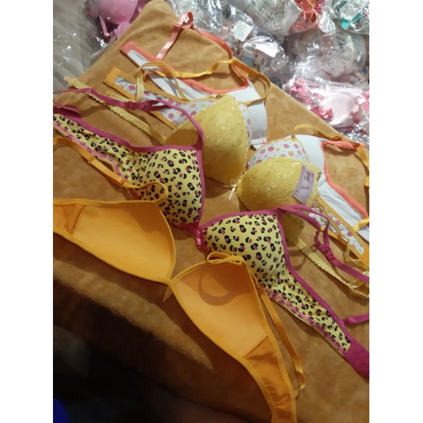 ÁO NGỰC KHÔNG MÚT _ CÓ MÚT MÕNG SIZE NHỎ DƯỚI 50KG