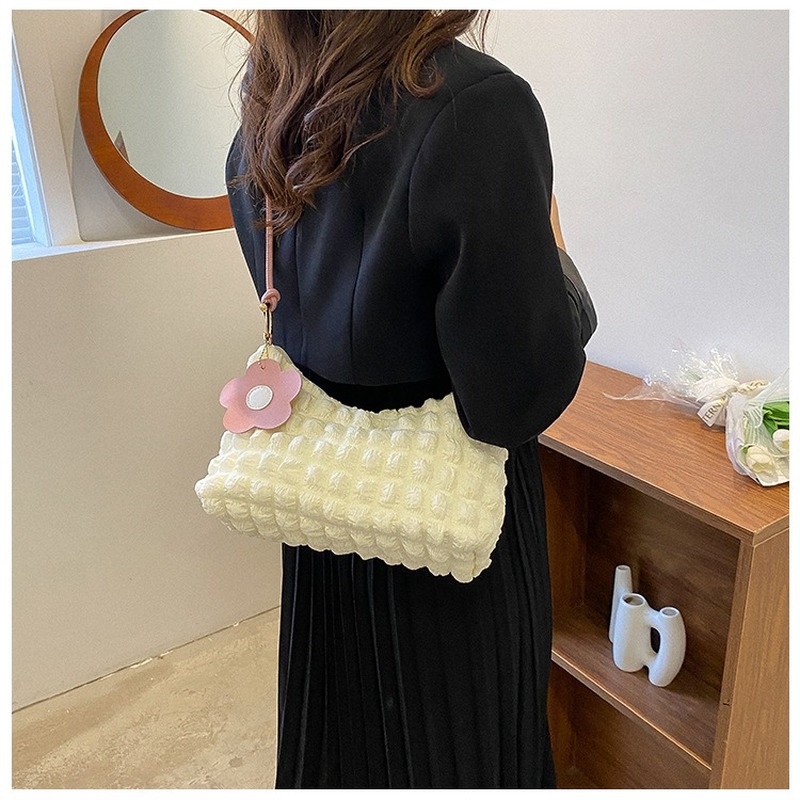 Túi đeo dưới cánh tay Màu Trơn Thời Trang Mùa Thu Mới Năm 2022 Gylb1610