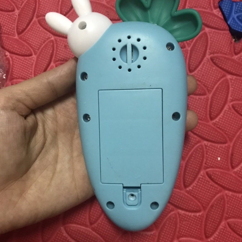 Điện Thoại Thỏ có Đèn và Nhạc màu Xanh- Đồ Chơi Cho bé