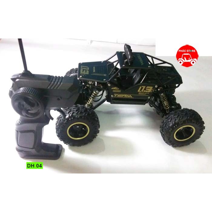 Xe địa hình điều khiển từ xa 2 cầu tay súng DH 03(màu ngẫu nhiên)