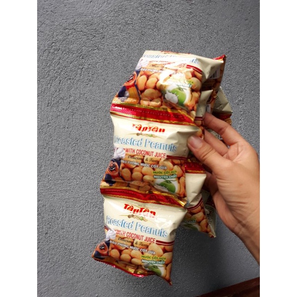 0Đậu Phộng Nước Cốt Dừa Tân Tân Peanuts With Coconut (Lốc 10 gói x 16g)