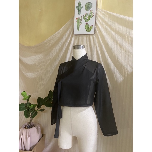 Áo hanbok voan đen trong suốt