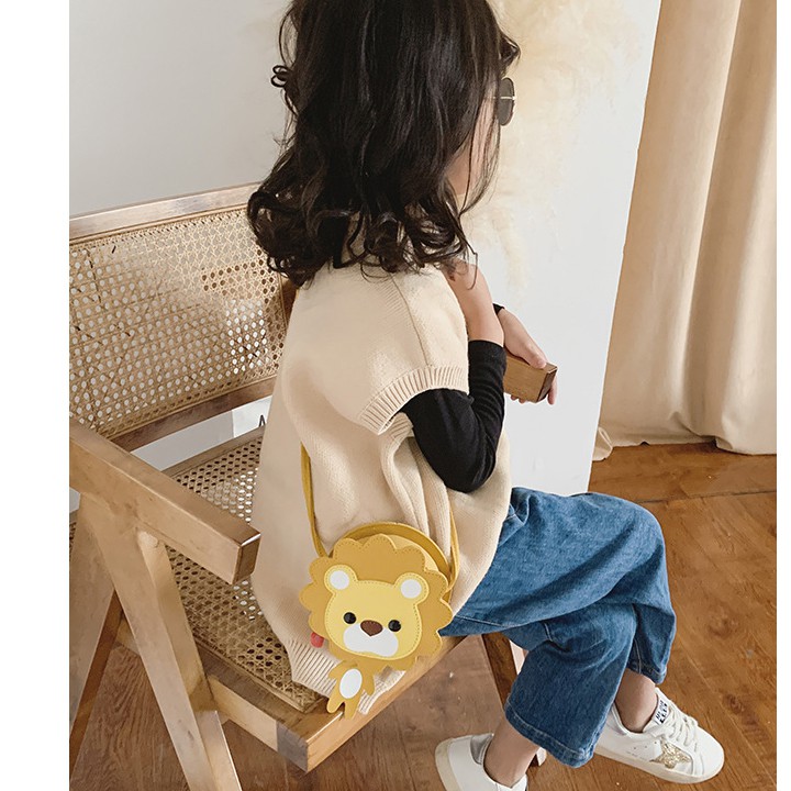 Túi đeo chéo 3D cho bé yêu hình sư tử đáng yêu chất da PU nhiều màu sắc BBShine – TX029