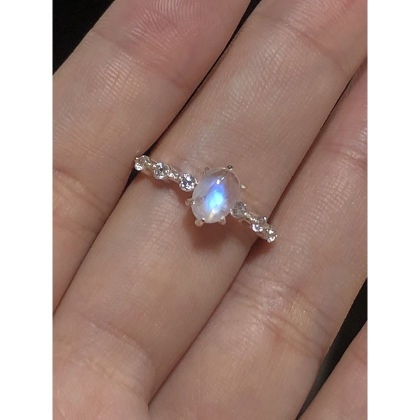 Nhẫn bạc oval mặt trăng ms