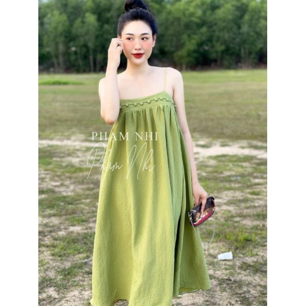 Váy hai dây cúc bọc cách điệu ngưc, chất xốp sần Hàn mát lạnh