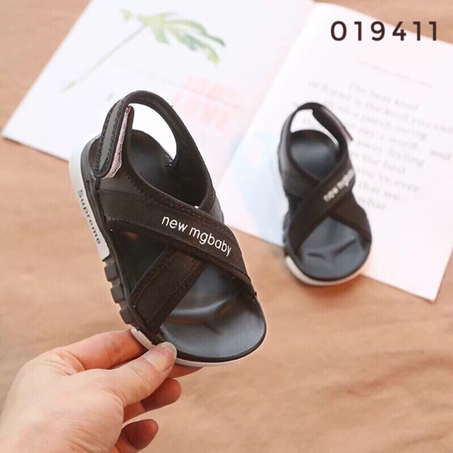 Sandal Cho Bé Trai (21-24-25)