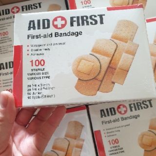 Hộp 100 miếng băng cá nhân