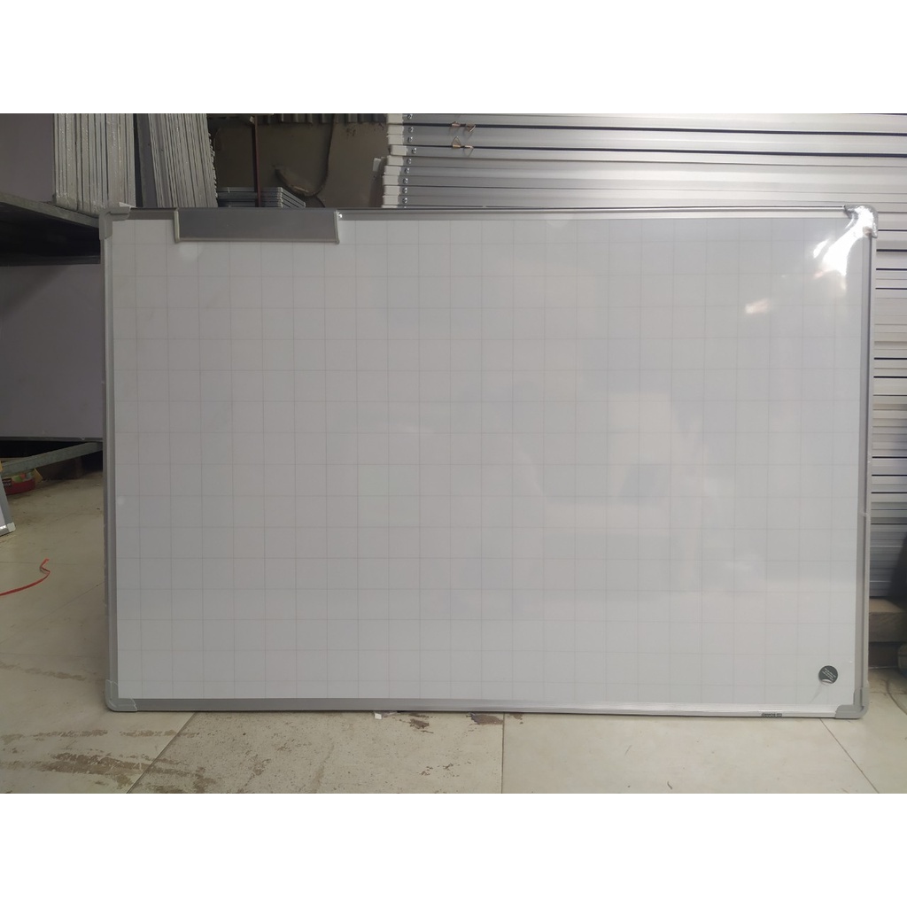 Bảng từ trắng viết bút lông ,Mặt bảng từ hàn quốc chống lóa,có ô mờ 5x5cm