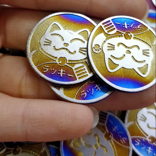 Tem dán logo titanium
