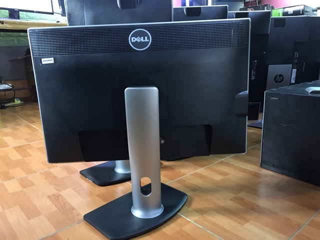 Màn hình Dell U2412 chuyên đồ họa