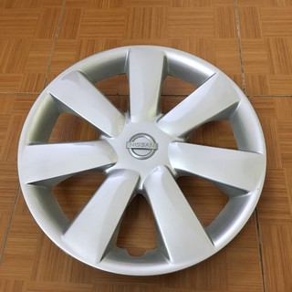 Ốp Mâm Lazang Giả Vành Cho Xe Nissan Sunny - 14inch Màu Bạc Sang Trọng