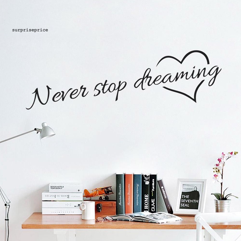 Nhãn dán tường chữ &quot;Never Stop Dreaming&quot;