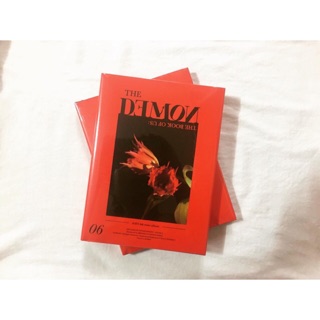 Day6 6th mini album The Demon nguyên seal, gồm đồ pre vs poster.