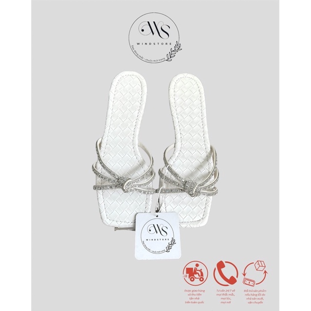 Dép lê đính đá