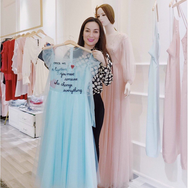 đầm xoè tay dài