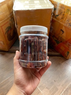 Me lào chấm muối