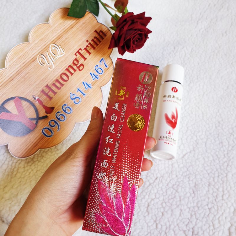 YiQi 2 Dưỡng trắng da ngừa mụn