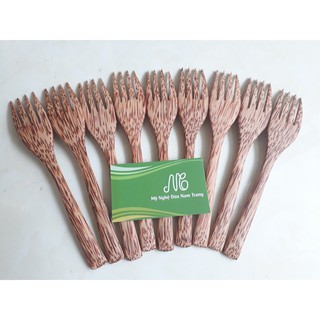 Nĩa gỗ dừa 4 chấu